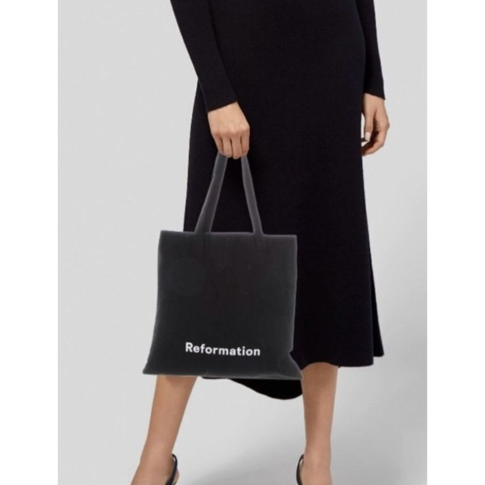 Reformation Canvas Tote Bag Shoulder Lightweight Simple Timeless Black 18x15